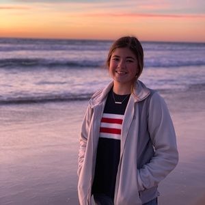 Meet your Posher, Kacey